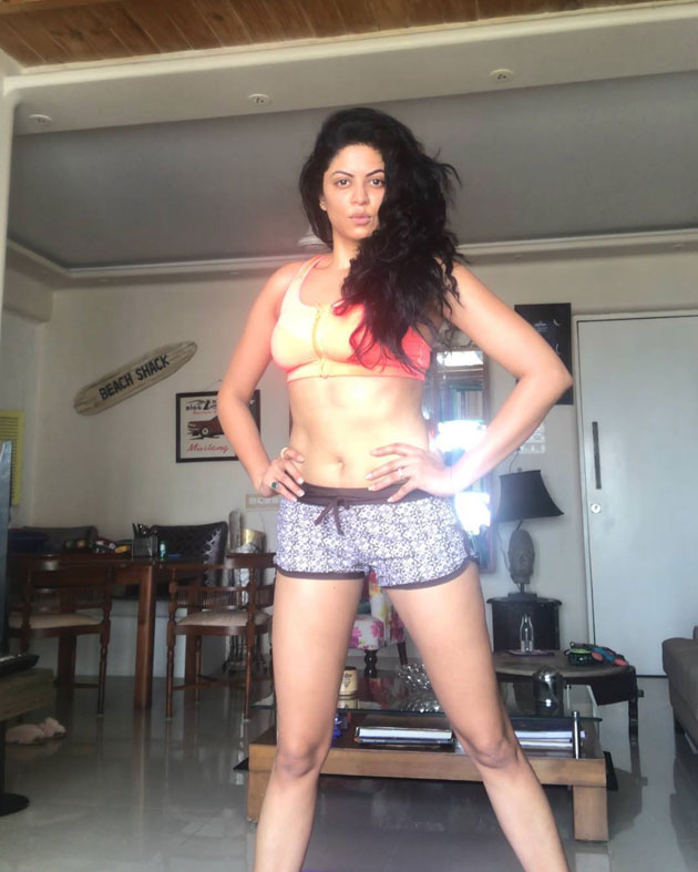 Kavita Kaushik Instagram Photos